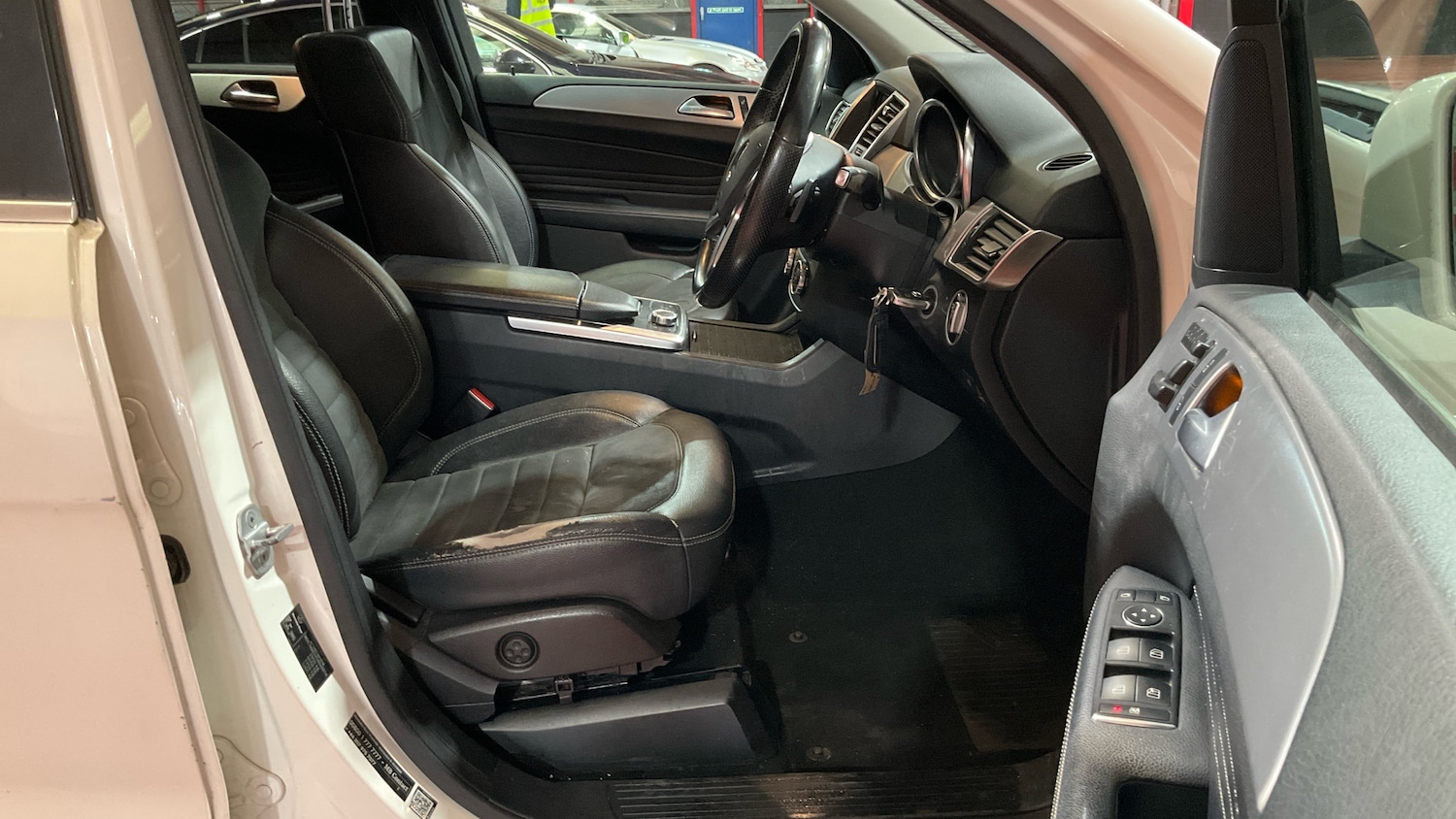 Used Mercedes-Benz M Class 2013 for sale - 78219525: Photo 2