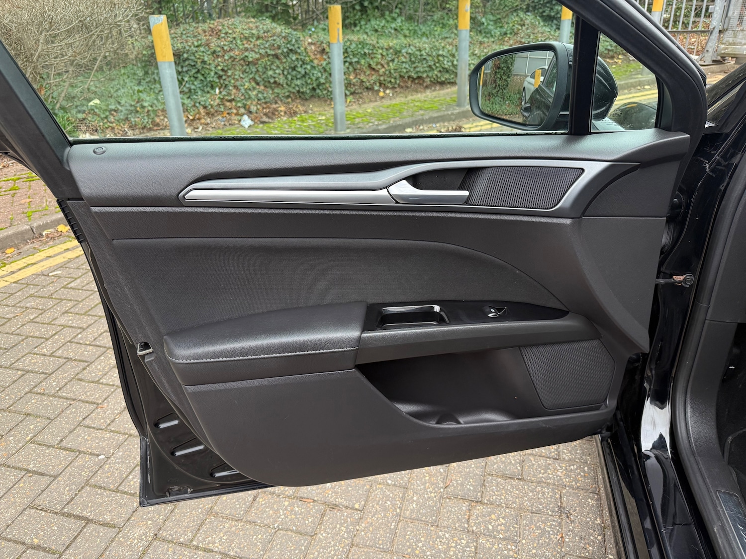 Used Ford Mondeo 2016 for sale - 76767457: Photo 31