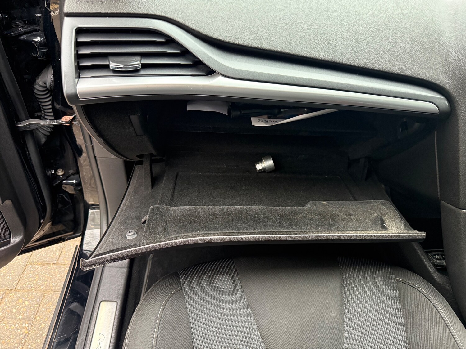 Used Ford Mondeo 2016 for sale - 76767457: Photo 32