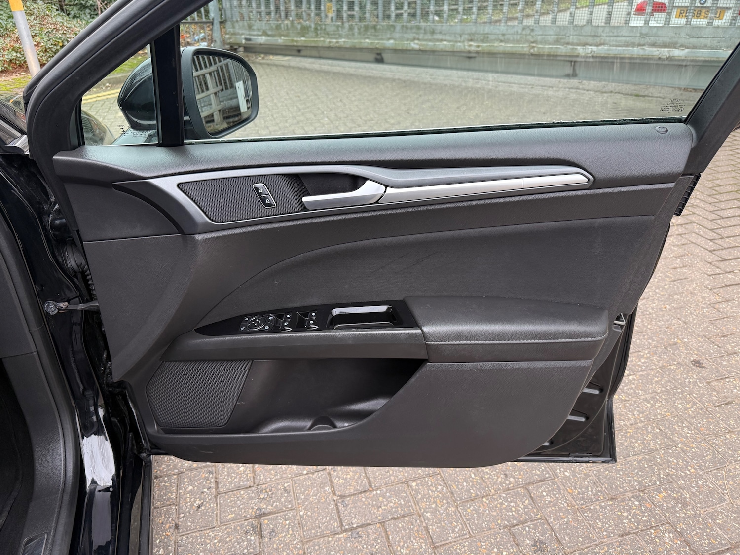 Used Ford Mondeo 2016 for sale - 76767457: Photo 40