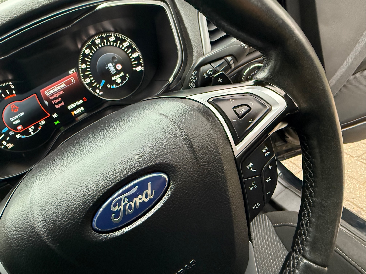 Used Ford Mondeo 2016 for sale - 76767457: Photo 43