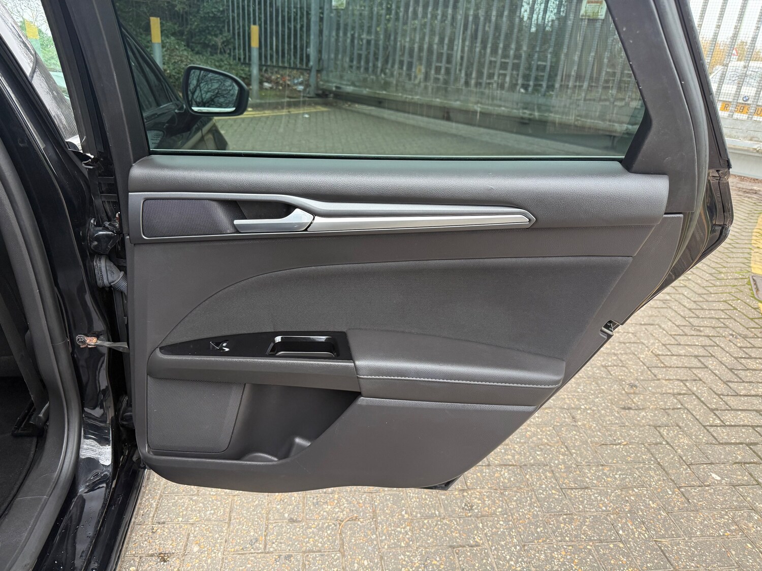 Used Ford Mondeo 2016 for sale - 76767457: Photo 47