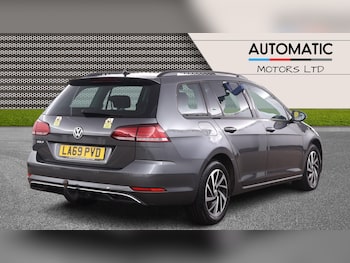 Used Volkswagen Golf 2020 for sale - 78056020: Photo