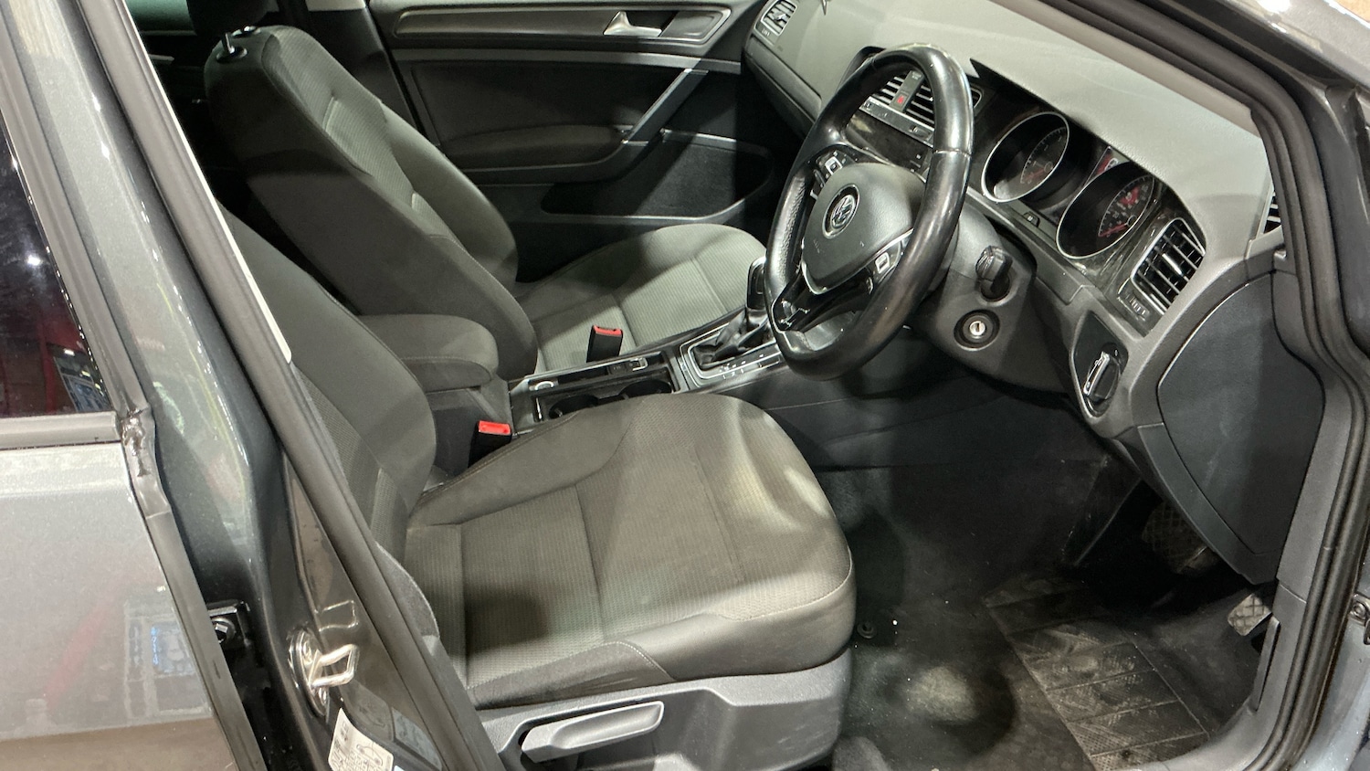 Used Volkswagen Golf 2020 for sale - 78056020: Photo 4