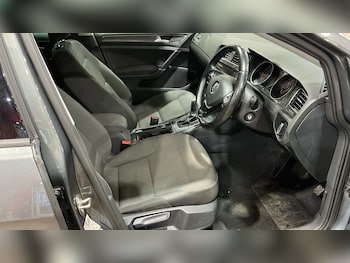 Used Volkswagen Golf 2020 for sale - 78056020: Photo