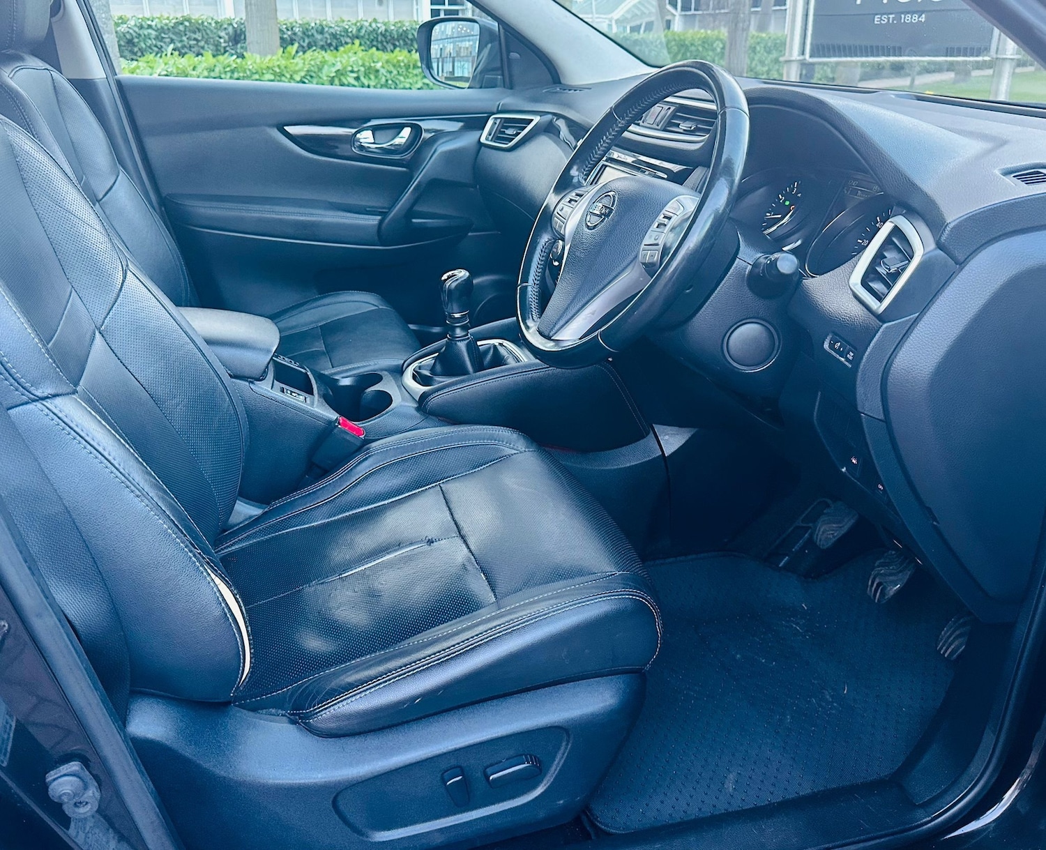 Used Nissan Qashqai 2015 for sale - 78043228: Photo 3