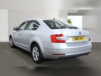 Used Skoda Octavia 2019 for sale - 79482781: Photo