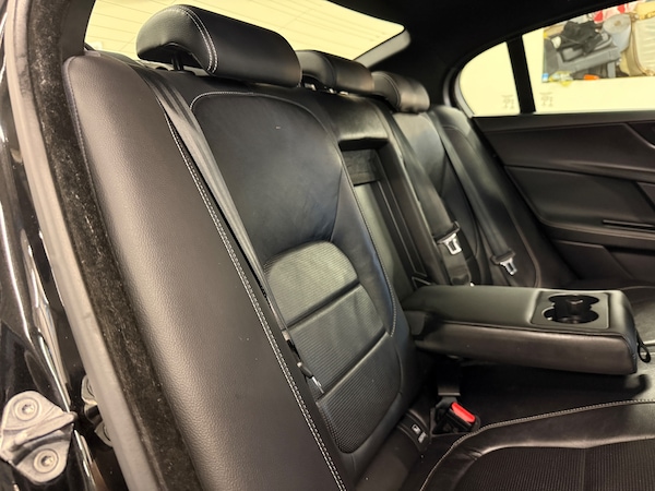Used Jaguar XE 2016 for sale - 75608373: Photo 29