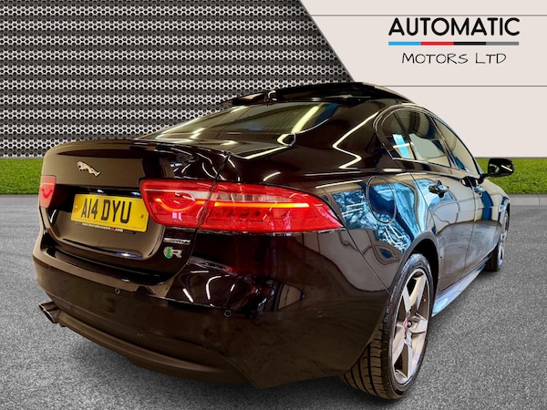 Used Jaguar XE 2016 for sale - 75608373: Photo 5