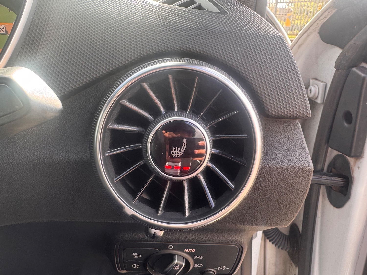 Used Audi TT 2015 for sale - 78218213: Photo 18