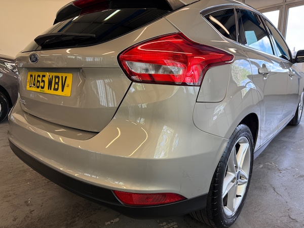 Used Ford Focus 2015 for sale - 75639201: Photo 24