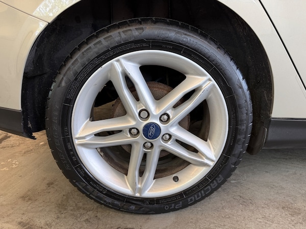Used Ford Focus 2015 for sale - 75639201: Photo 34