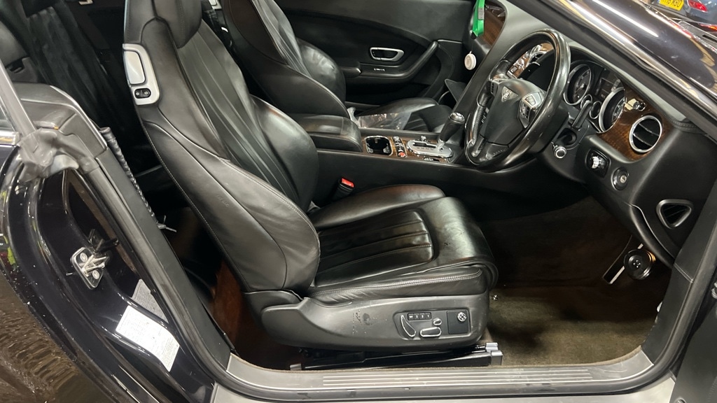 Used Bentley Continental 2012 for sale - 76552112: Photo 3