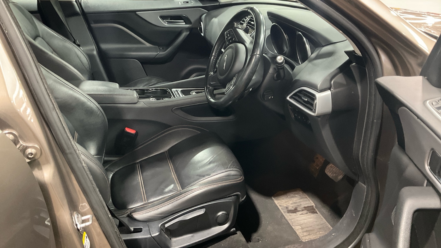 Used Jaguar F-Pace 2016 for sale - 78150438: Photo 4