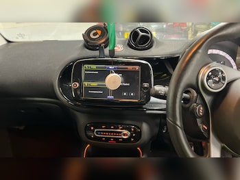 Used smart fortwo 2021 for sale - 78098402: Photo