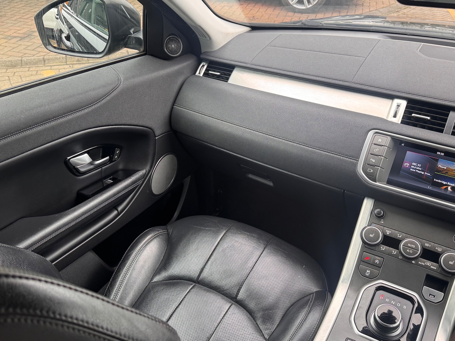 Used Land Rover Range Rover Evoque 2017 for sale - 77195775: Photo 12