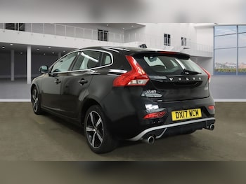 (17) - 2.0 D2 R-Design Hatchback 5dr Diesel Manual Euro 6 (s/s) (120 ps)