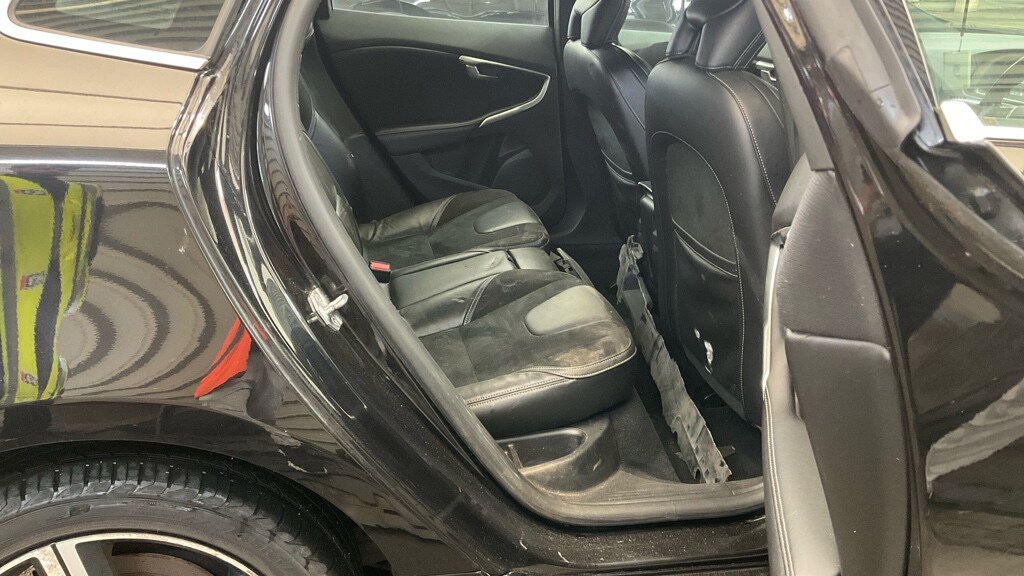 Used Volvo V40 for sale - 77061739: Photo 3