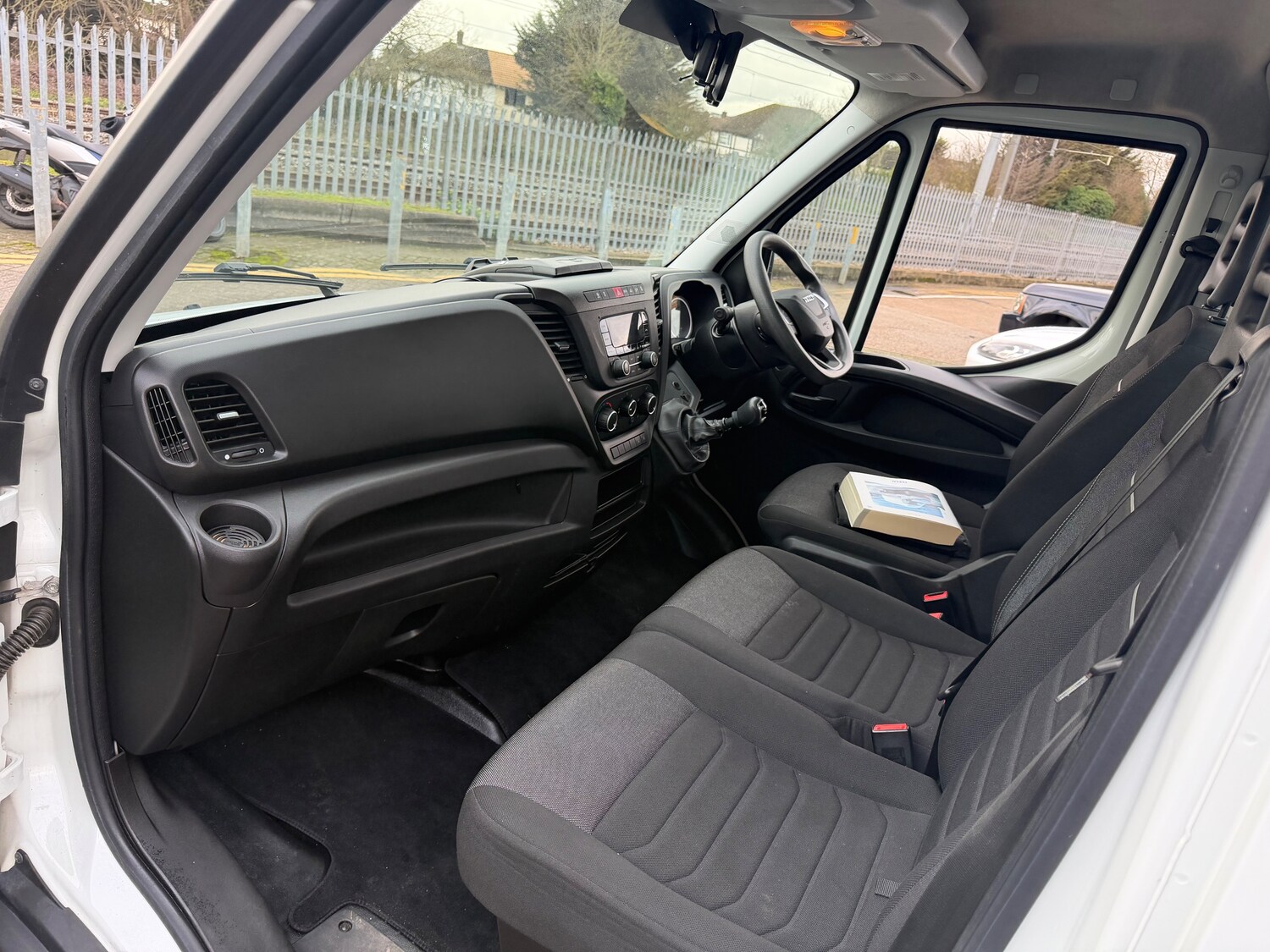 Used Iveco Daily 2022 for sale - 77399641: Photo 32