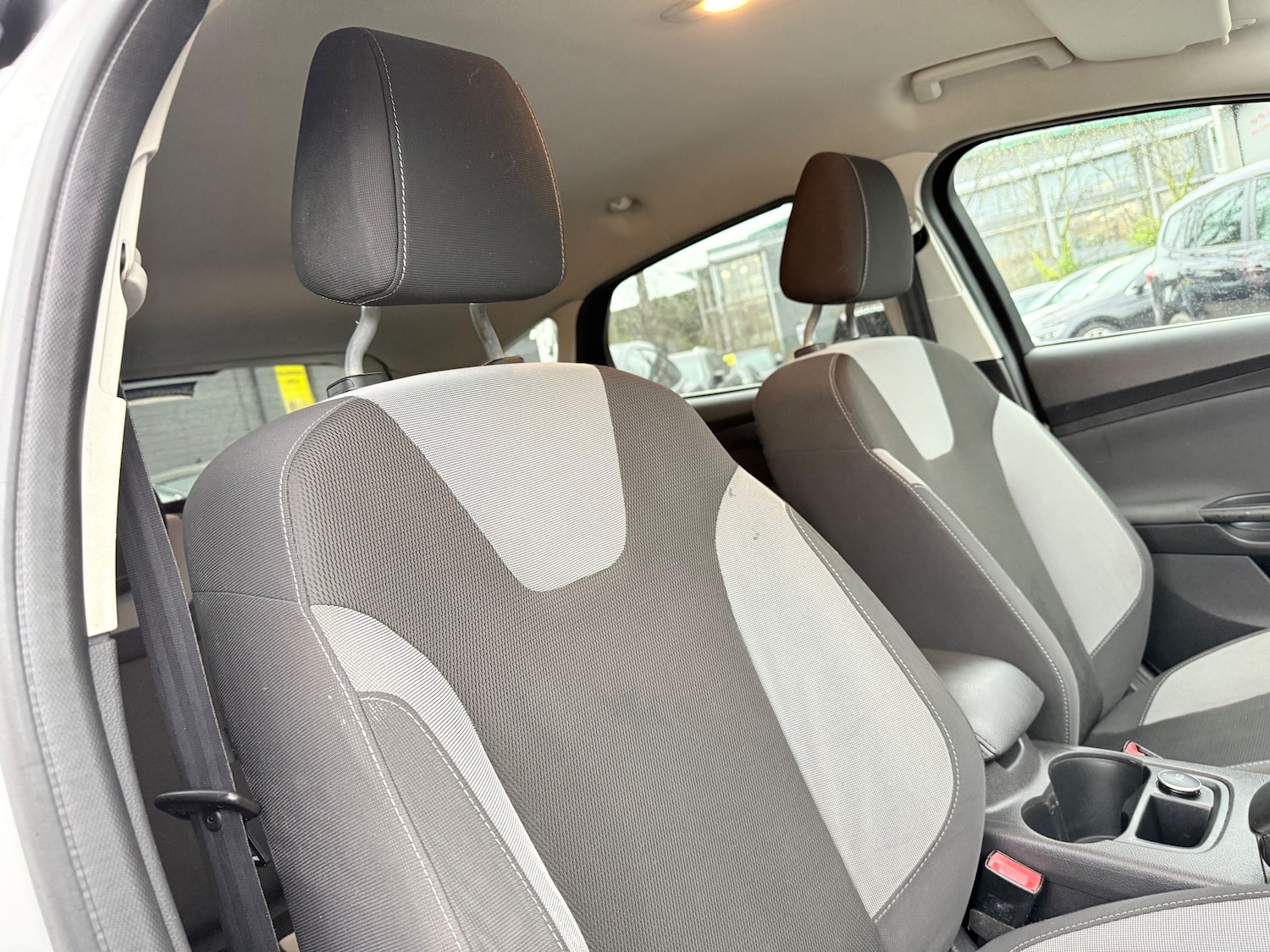 Used Ford Focus 2014 for sale - 76961901: Photo 15