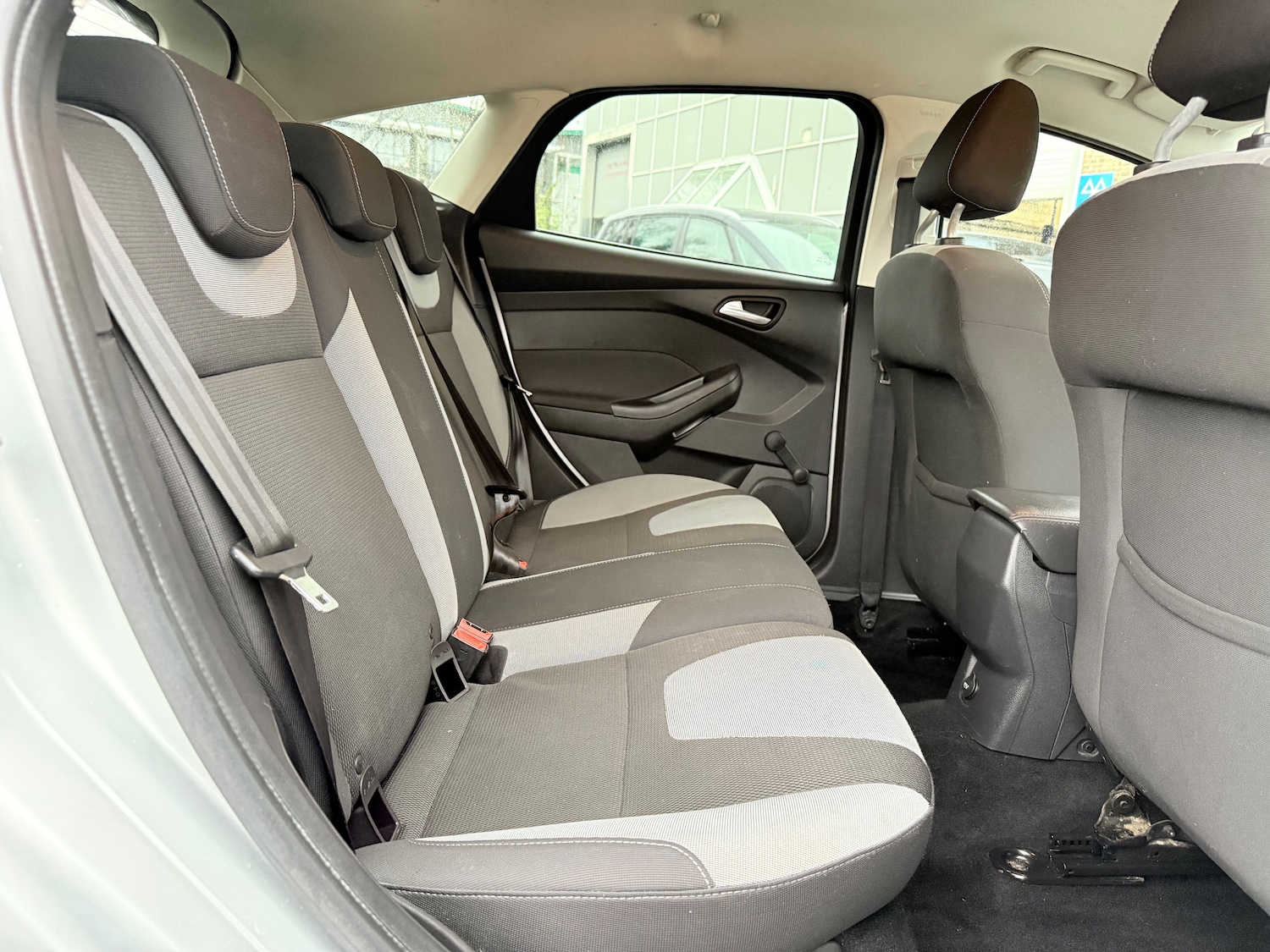 Used Ford Focus 2014 for sale - 76961901: Photo 17