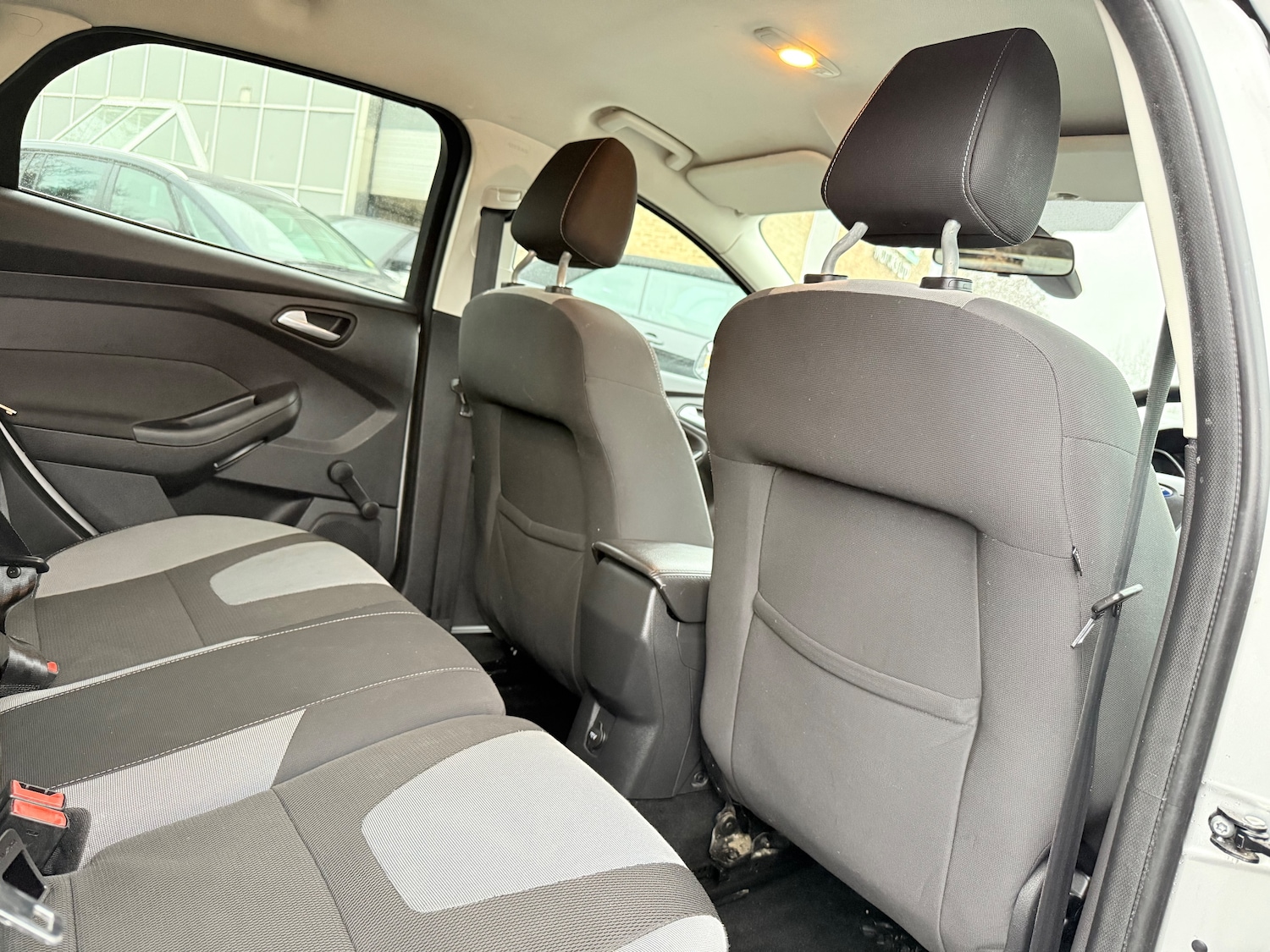 Used Ford Focus 2014 for sale - 76961901: Photo 26