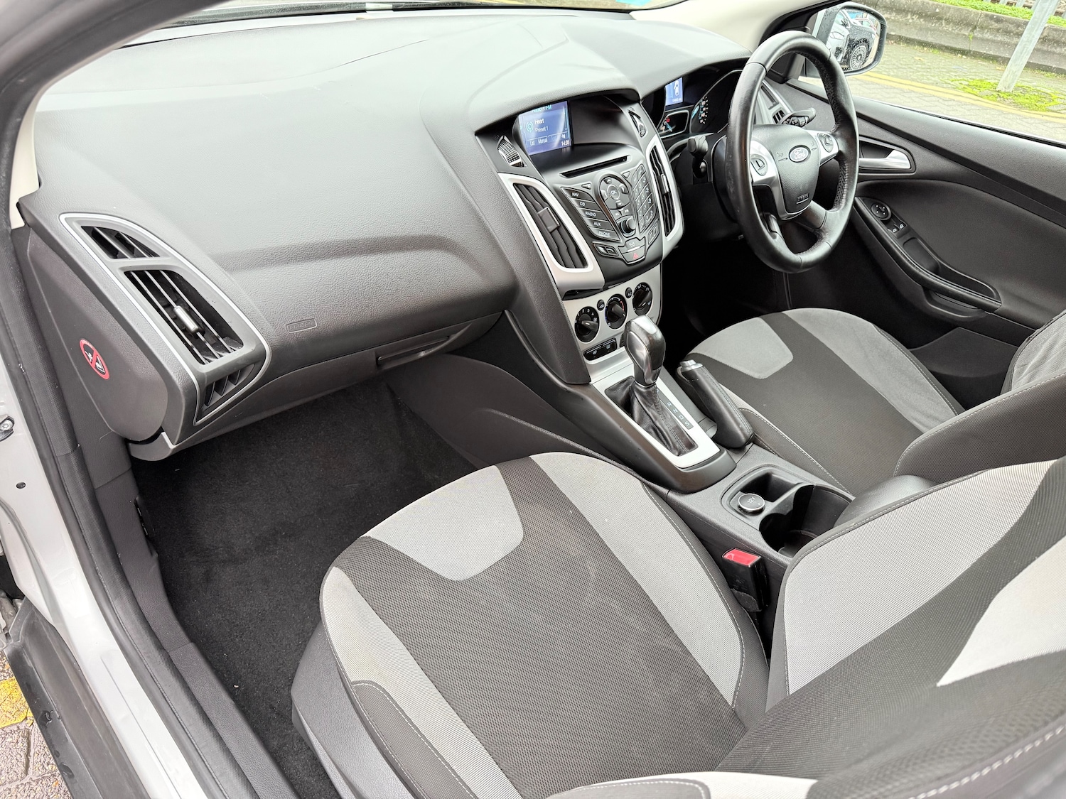 Used Ford Focus 2014 for sale - 76961901: Photo 32