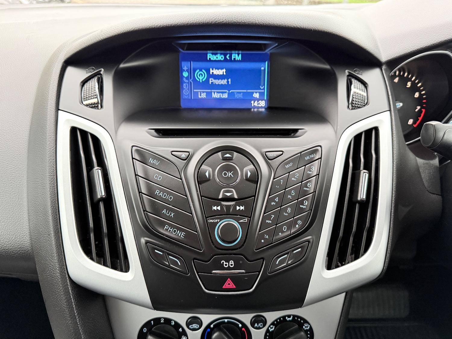 Used Ford Focus 2014 for sale - 76961901: Photo 39