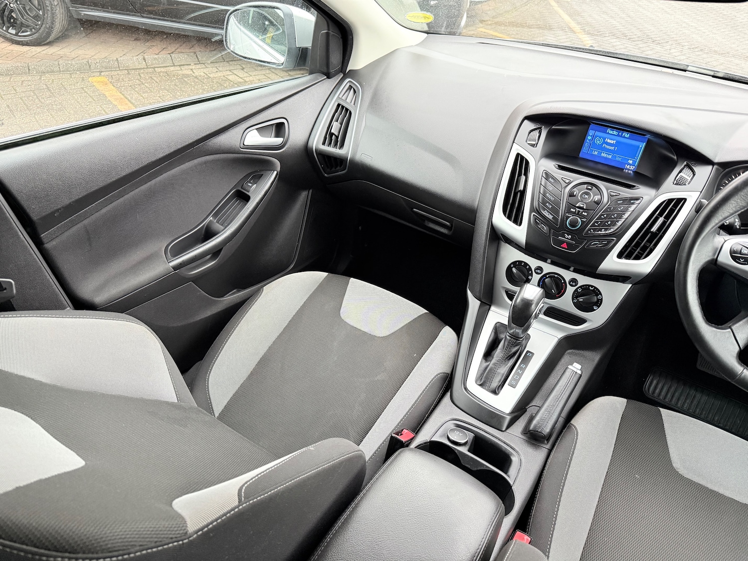 Used Ford Focus 2014 for sale - 76961901: Photo 8