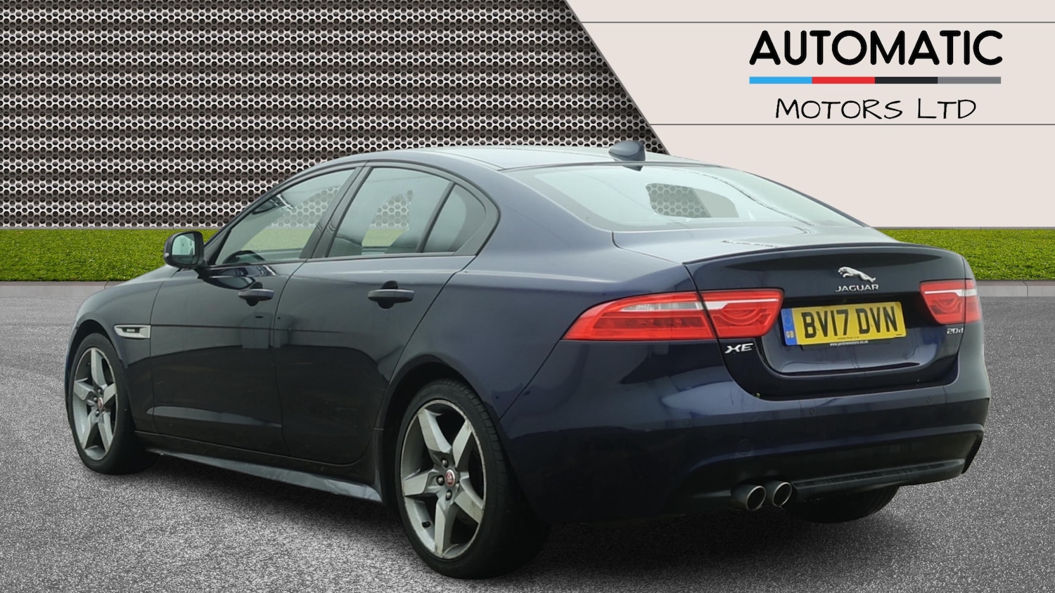 Used Jaguar XE 2017 for sale - 78016006: Photo 2