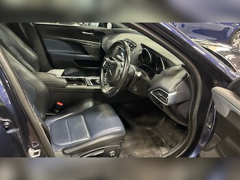 Used Jaguar XE 2017 for sale - 78016006: Photo