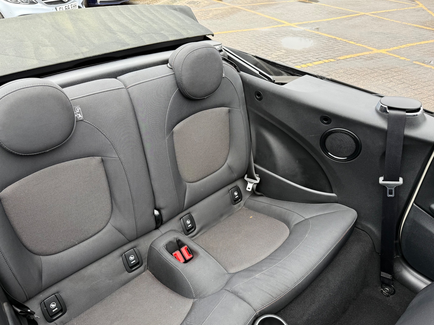 Used MINI Convertible 2018 for sale - 76883951: Photo 12