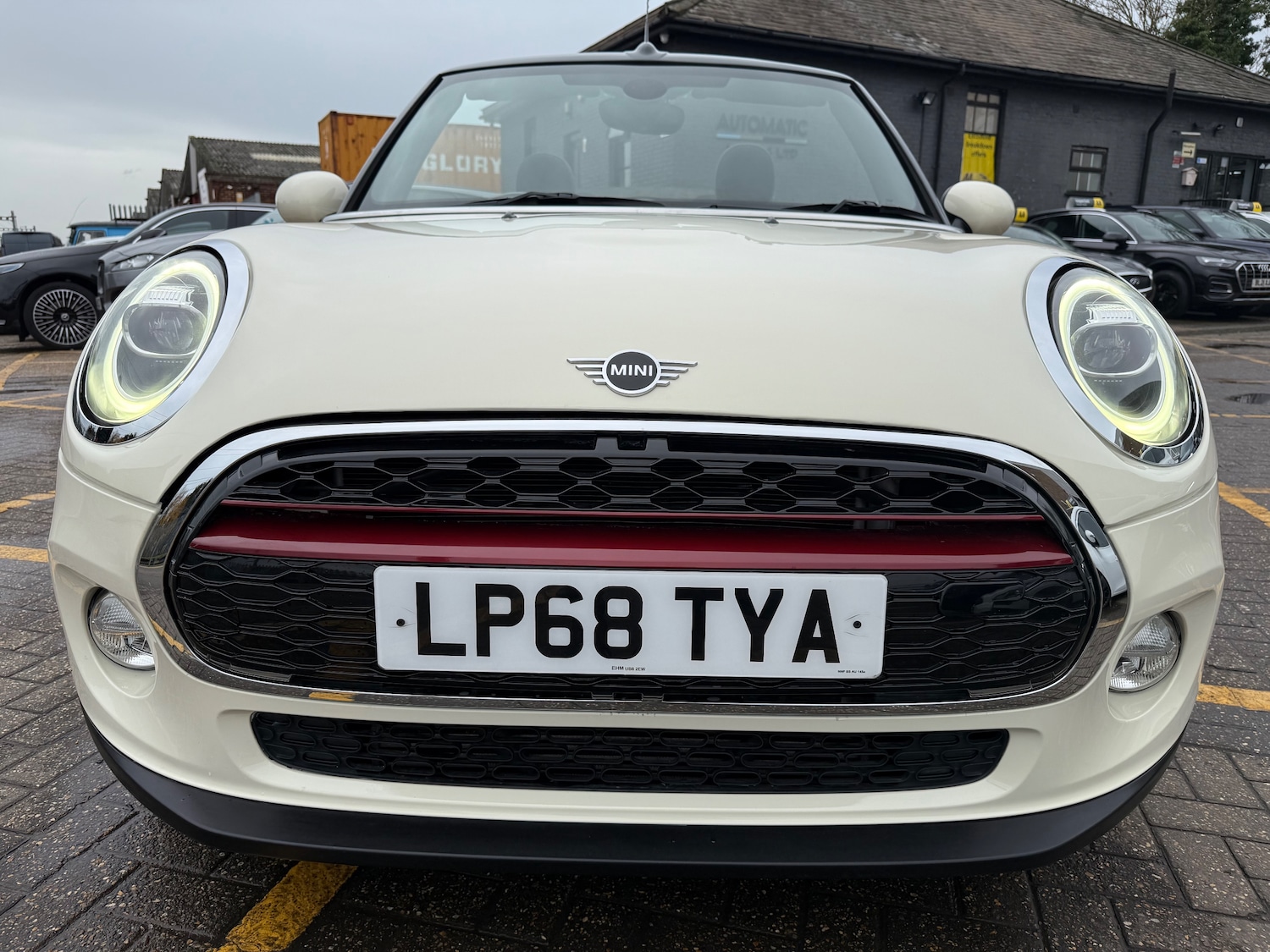 Used MINI Convertible 2018 for sale - 76883951: Photo 21