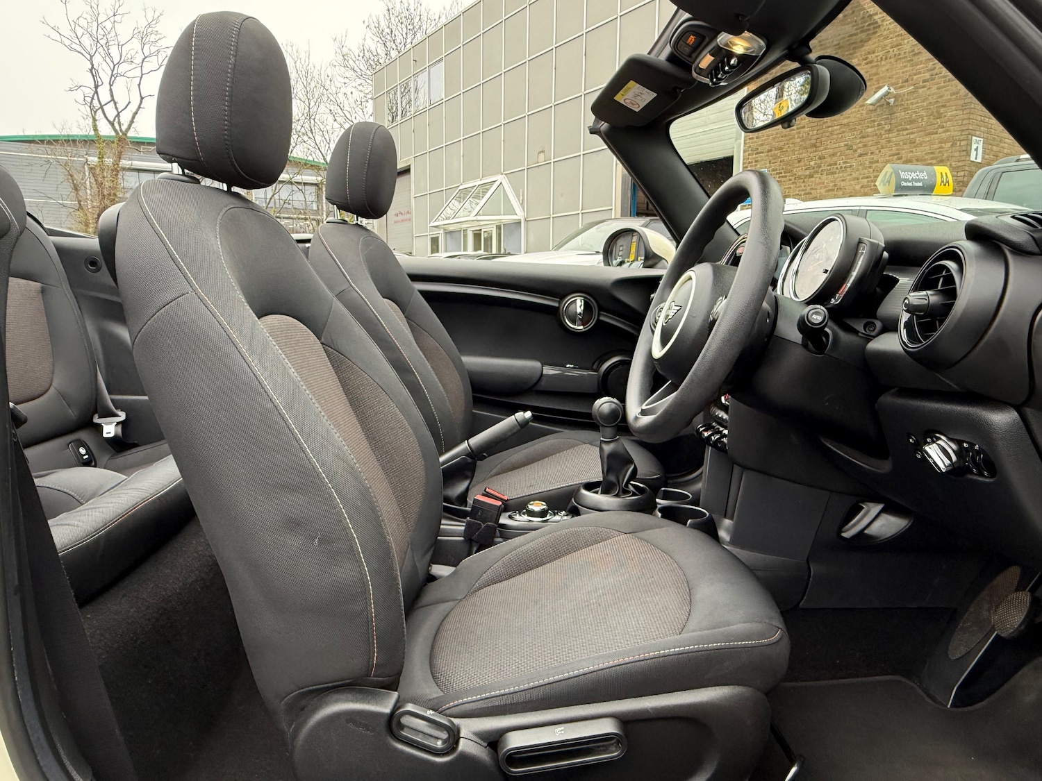 Used MINI Convertible 2018 for sale - 76883951: Photo 28