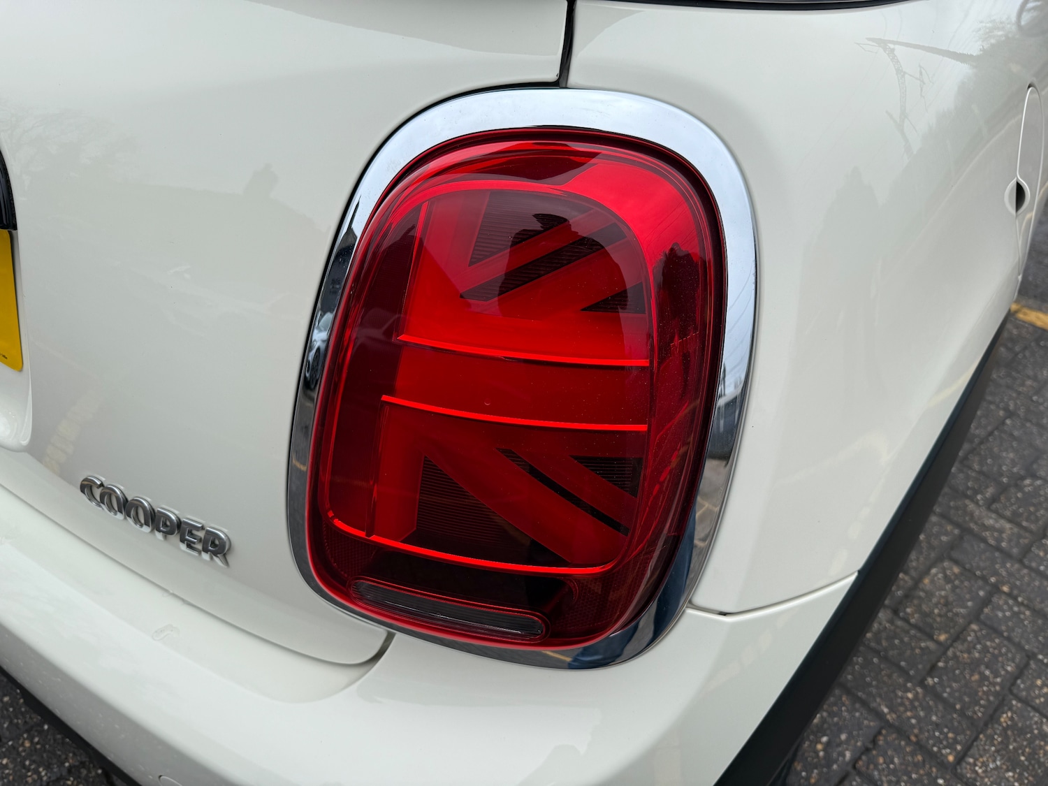 Used MINI Convertible 2018 for sale - 76883951: Photo 42