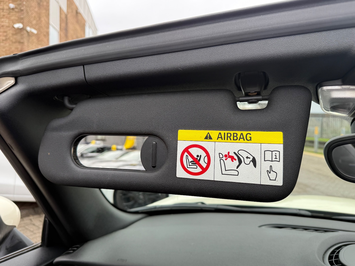 Used MINI Convertible 2018 for sale - 76883951: Photo 63