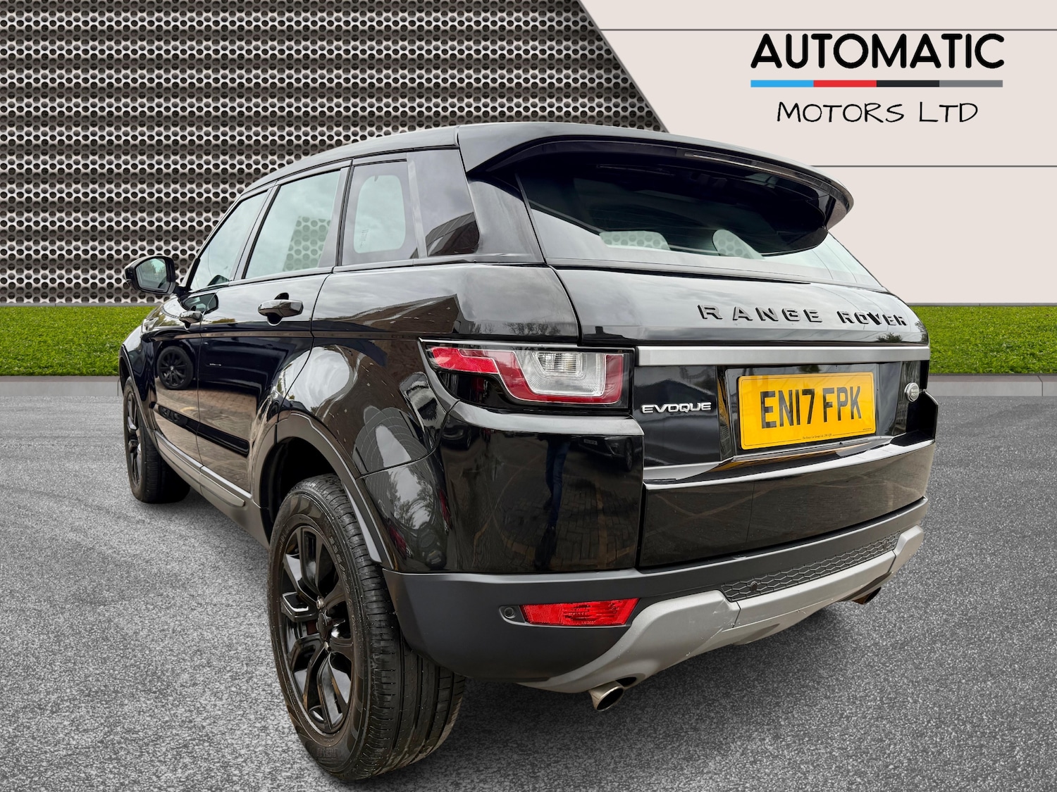 Used Land Rover Range Rover Evoque 2017 for sale - 76143663: Photo 2
