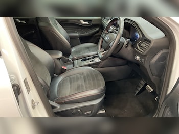 Used Ford Kuga 2021 for sale - 77002047: Photo