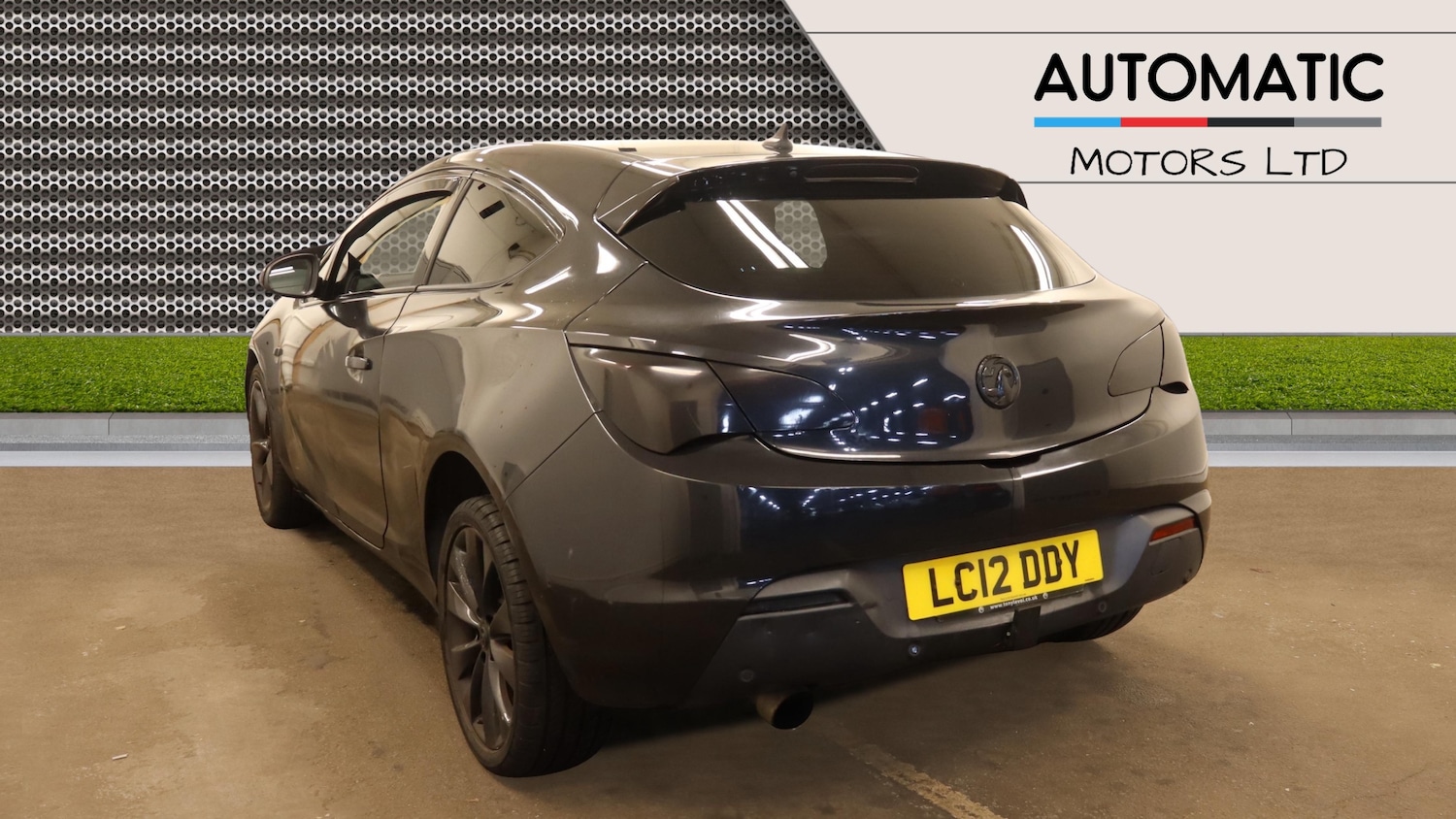 Used Vauxhall Astra GTC 2012 for sale - 77312984: Photo 2