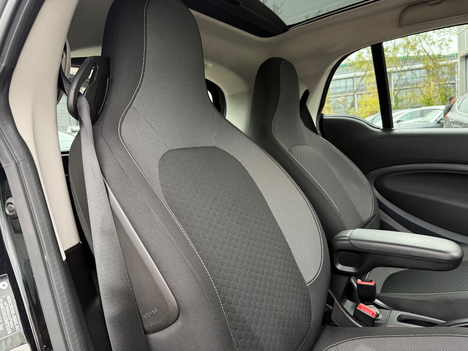 Used smart fortwo 2022 for sale - 76313817: Photo 25