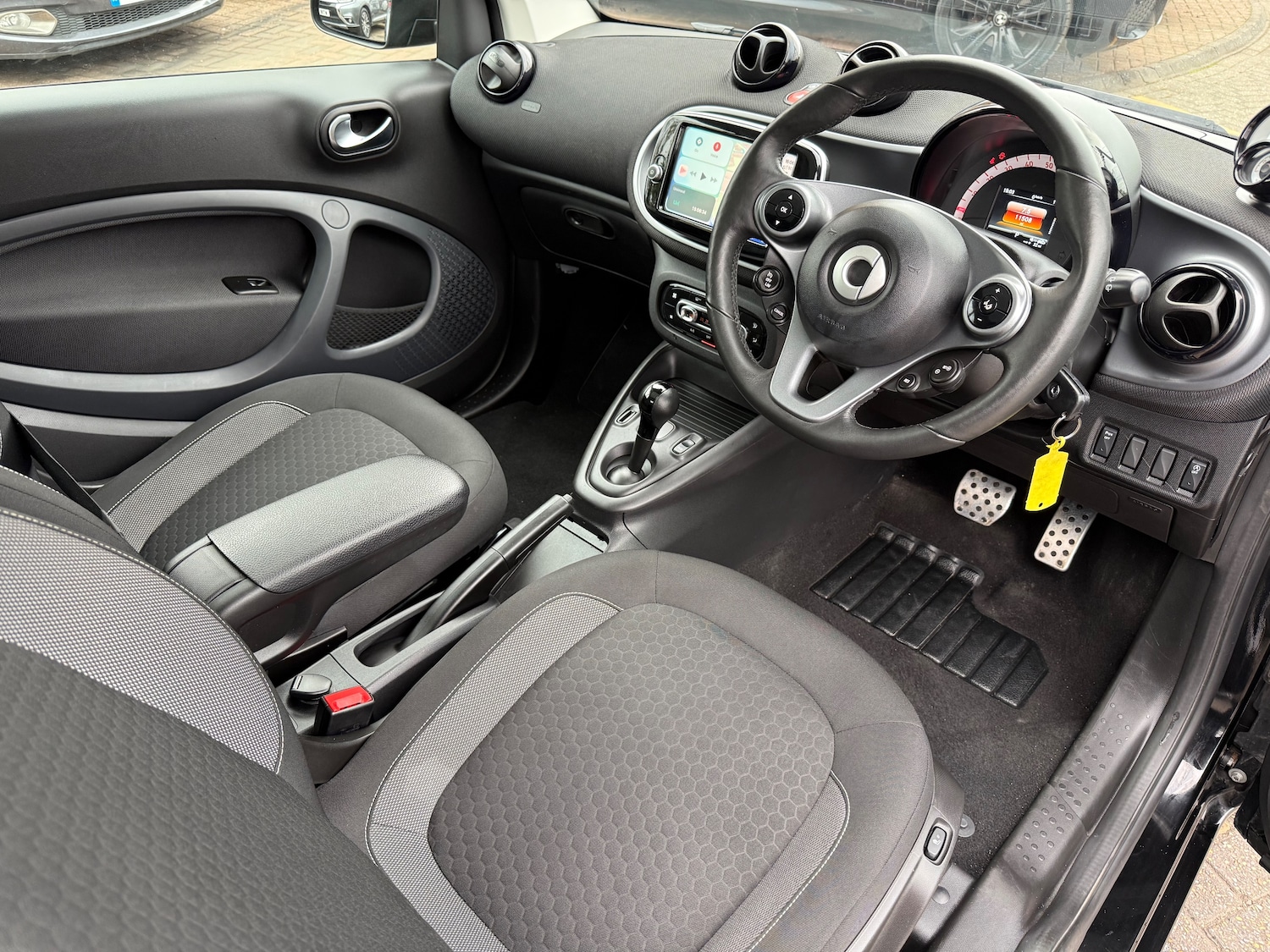 Used smart fortwo 2022 for sale - 76313817: Photo 30