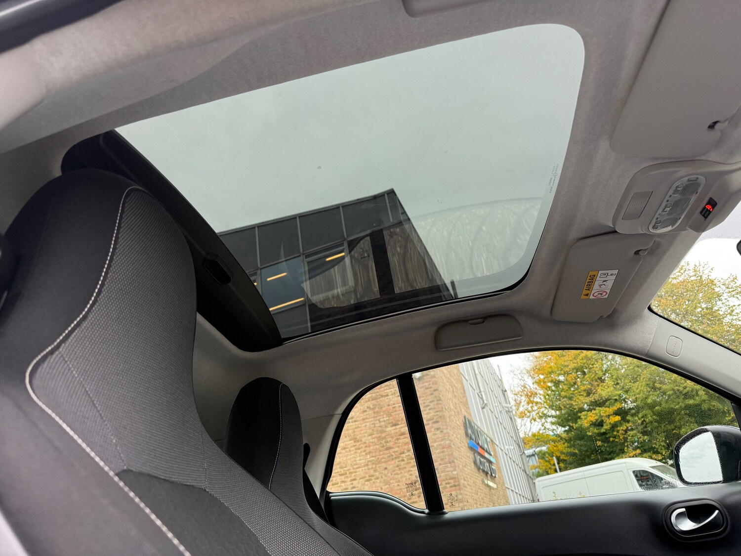 Used smart fortwo 2022 for sale - 76313817: Photo 56