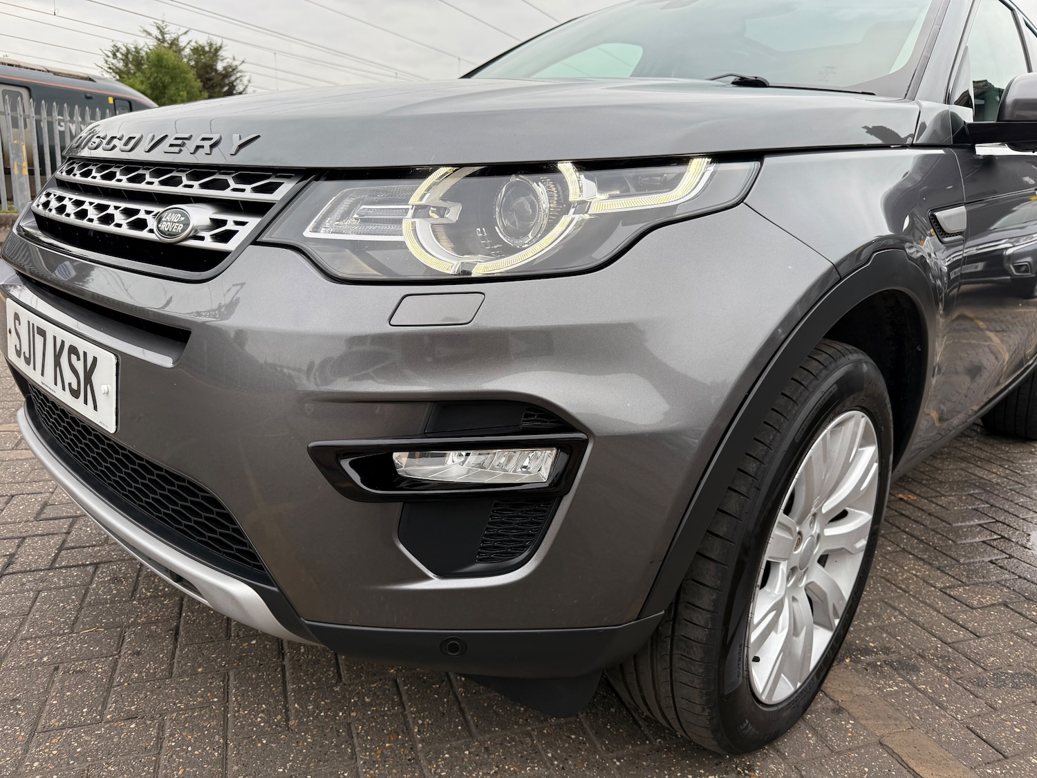 Used Land Rover Discovery Sport 2017 for sale - 76305282: Photo 17