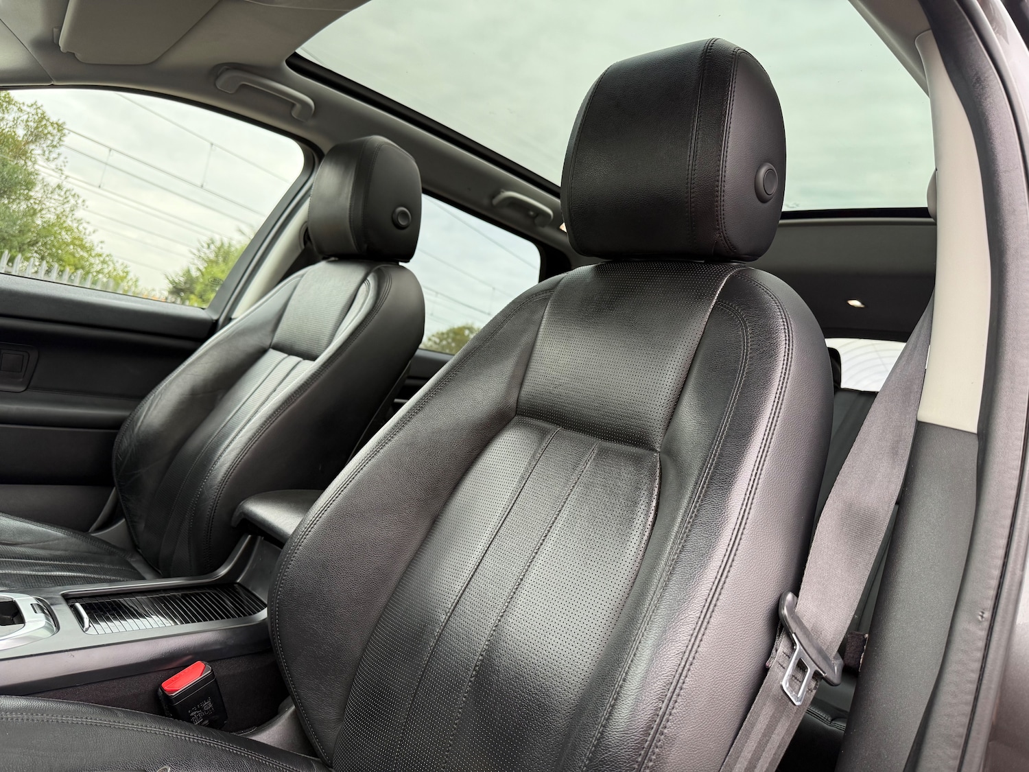 Used Land Rover Discovery Sport 2017 for sale - 76305282: Photo 36