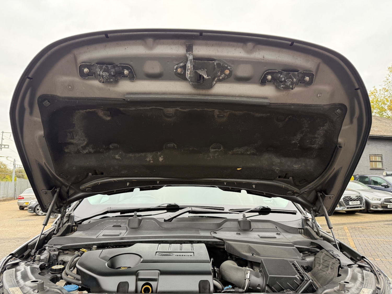 Used Land Rover Discovery Sport 2017 for sale - 76305282: Photo 42