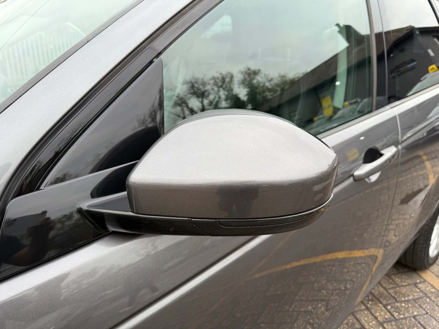 Used Land Rover Discovery Sport 2017 for sale - 76305282: Photo 43