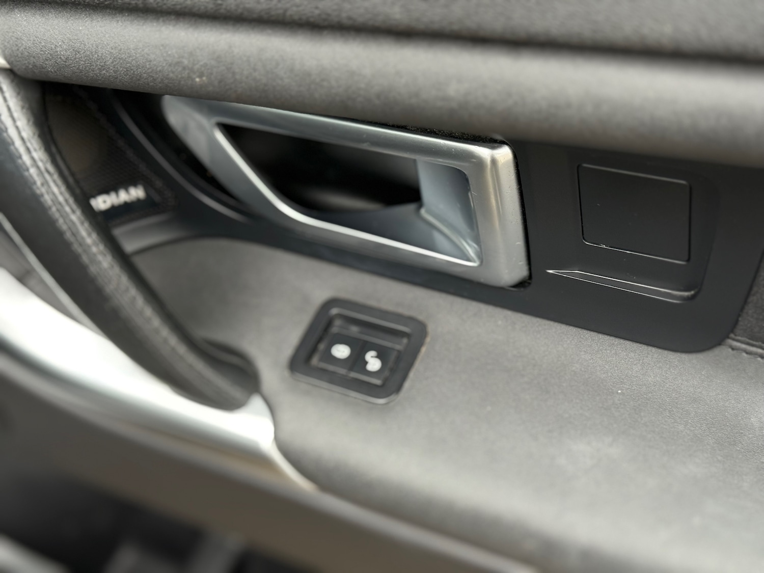 Used Land Rover Discovery Sport 2017 for sale - 76305282: Photo 48