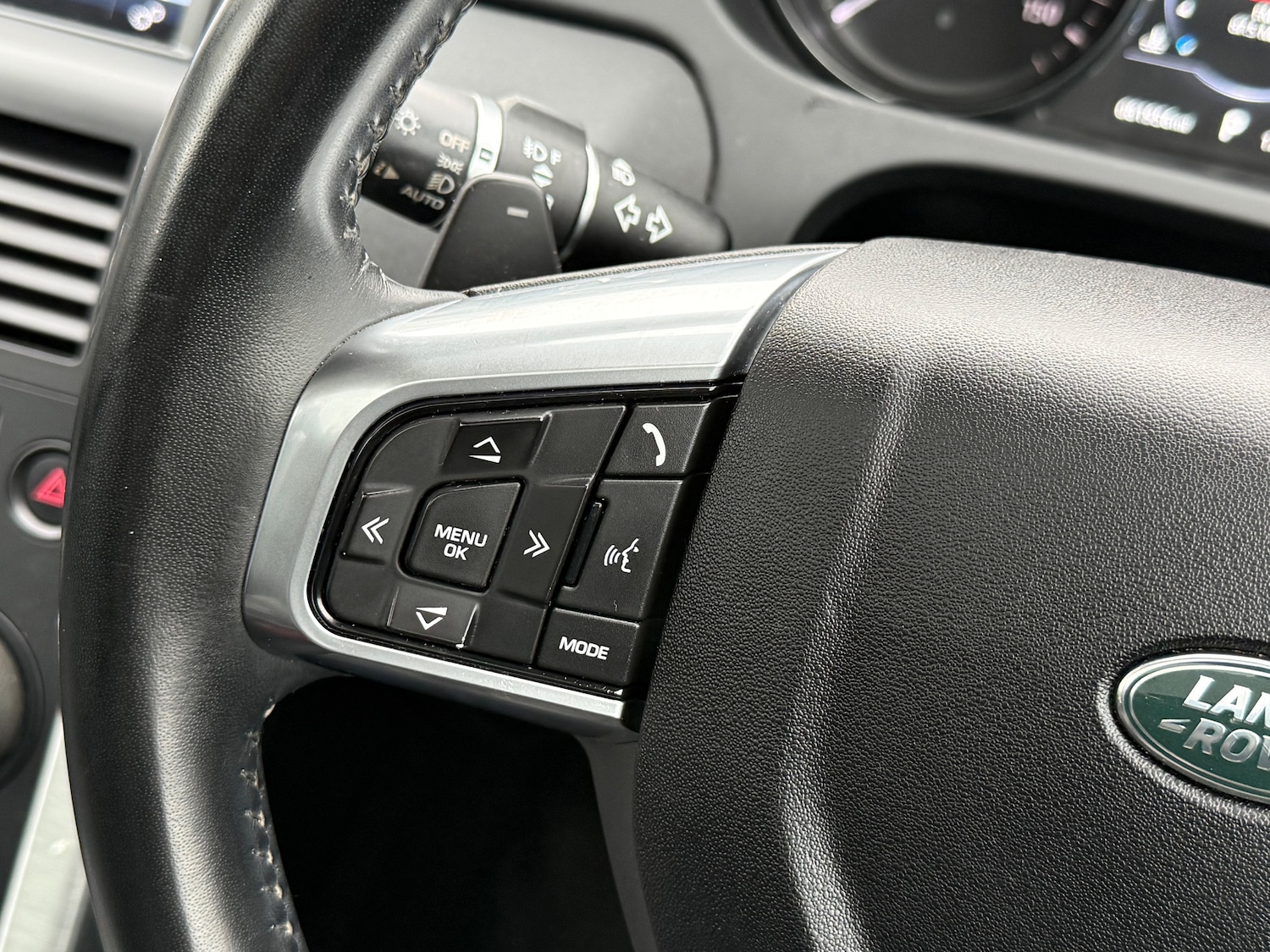 Used Land Rover Discovery Sport 2017 for sale - 76305282: Photo 63