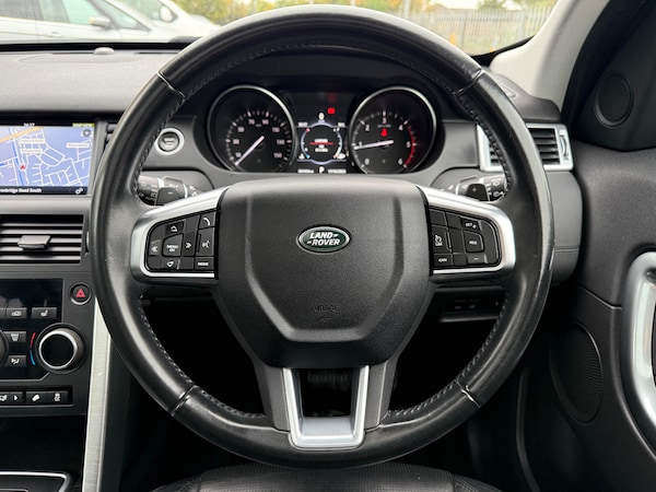 Used Land Rover Discovery Sport 2017 for sale - 76305282: Photo 65