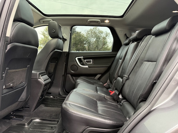 Used Land Rover Discovery Sport 2017 for sale - 76305282: Photo 7